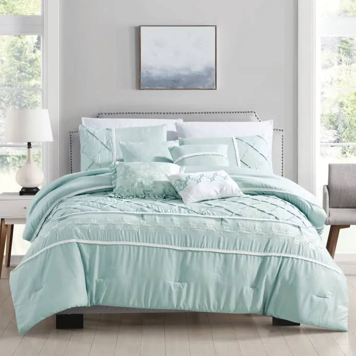 Ruffle Baby Blue Comforter